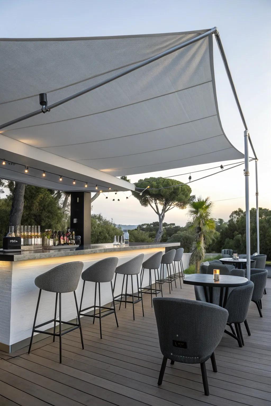 A shade sail that adds elegance and comfort to your bar.