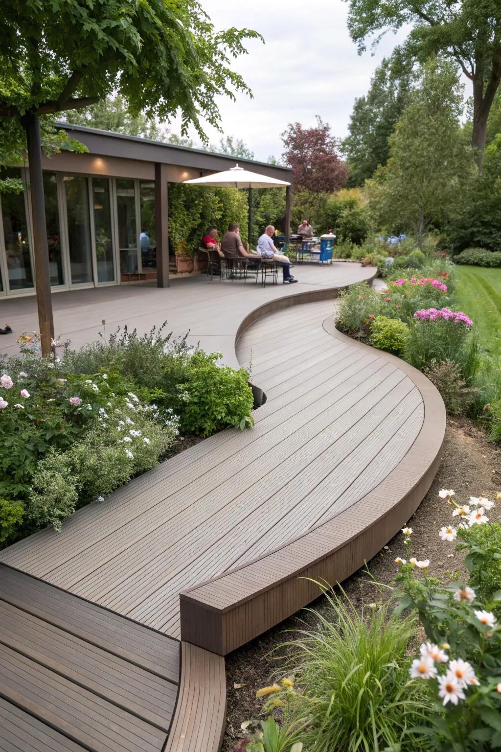 Create inviting spaces with curved deck designs.