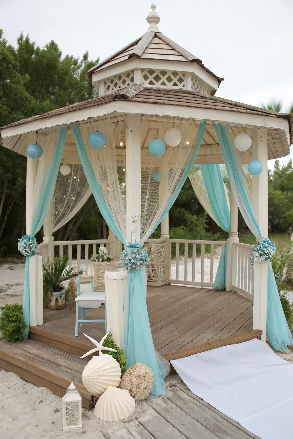 A beach-themed gazebo for a refreshing seaside proposal.