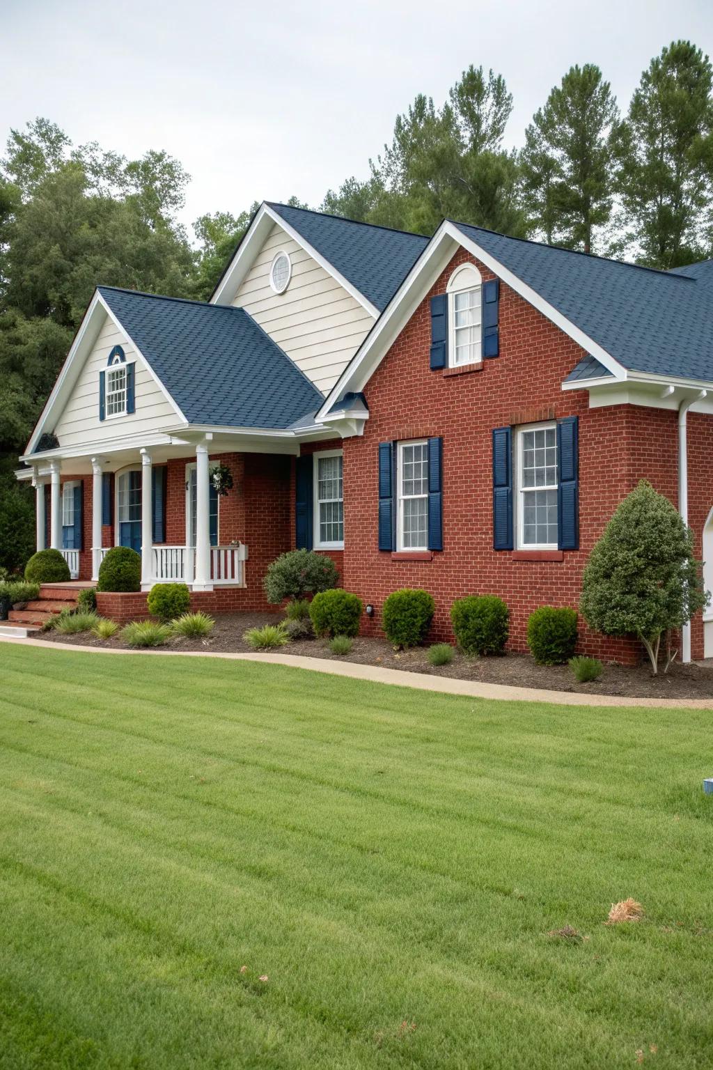 Chic dark blue and white for a modern appeal.