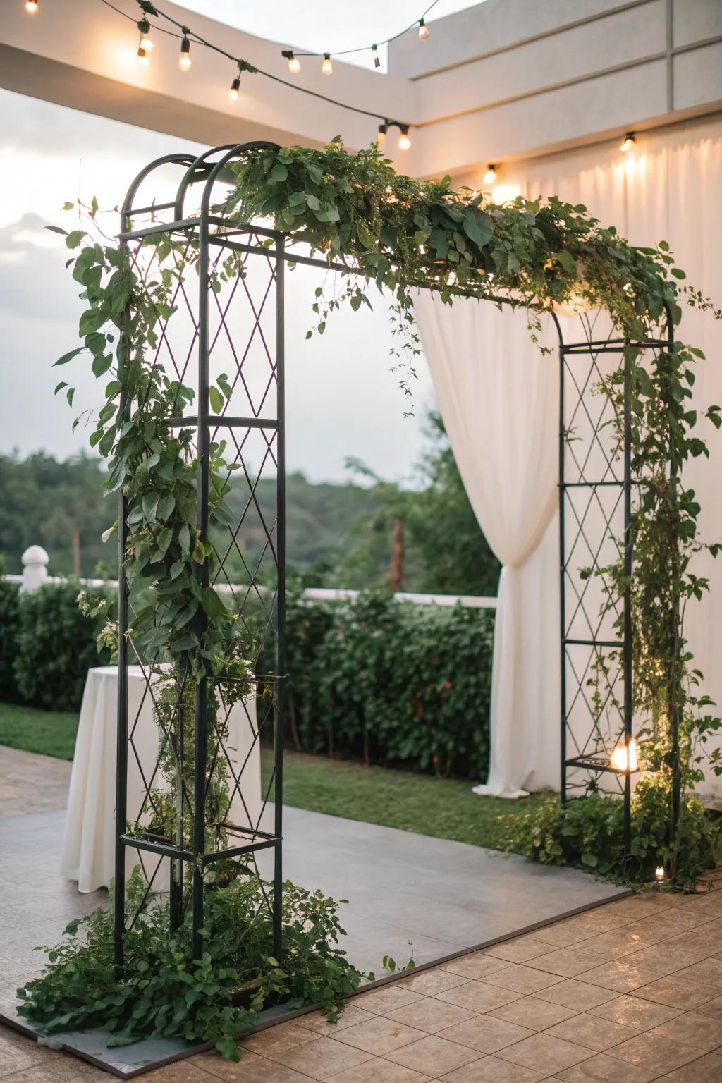 Metal frames with greenery create a sleek and modern wedding look.