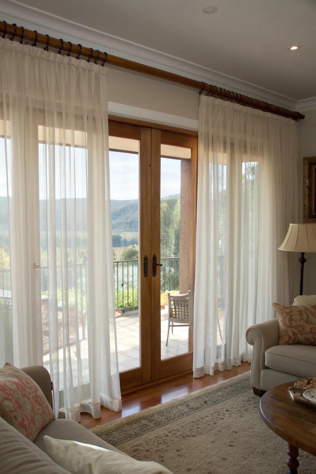 Layered textures offer style and flexibility.