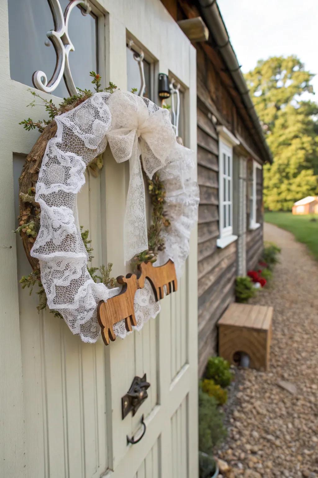 Country chic with lace and wooden cow elements.