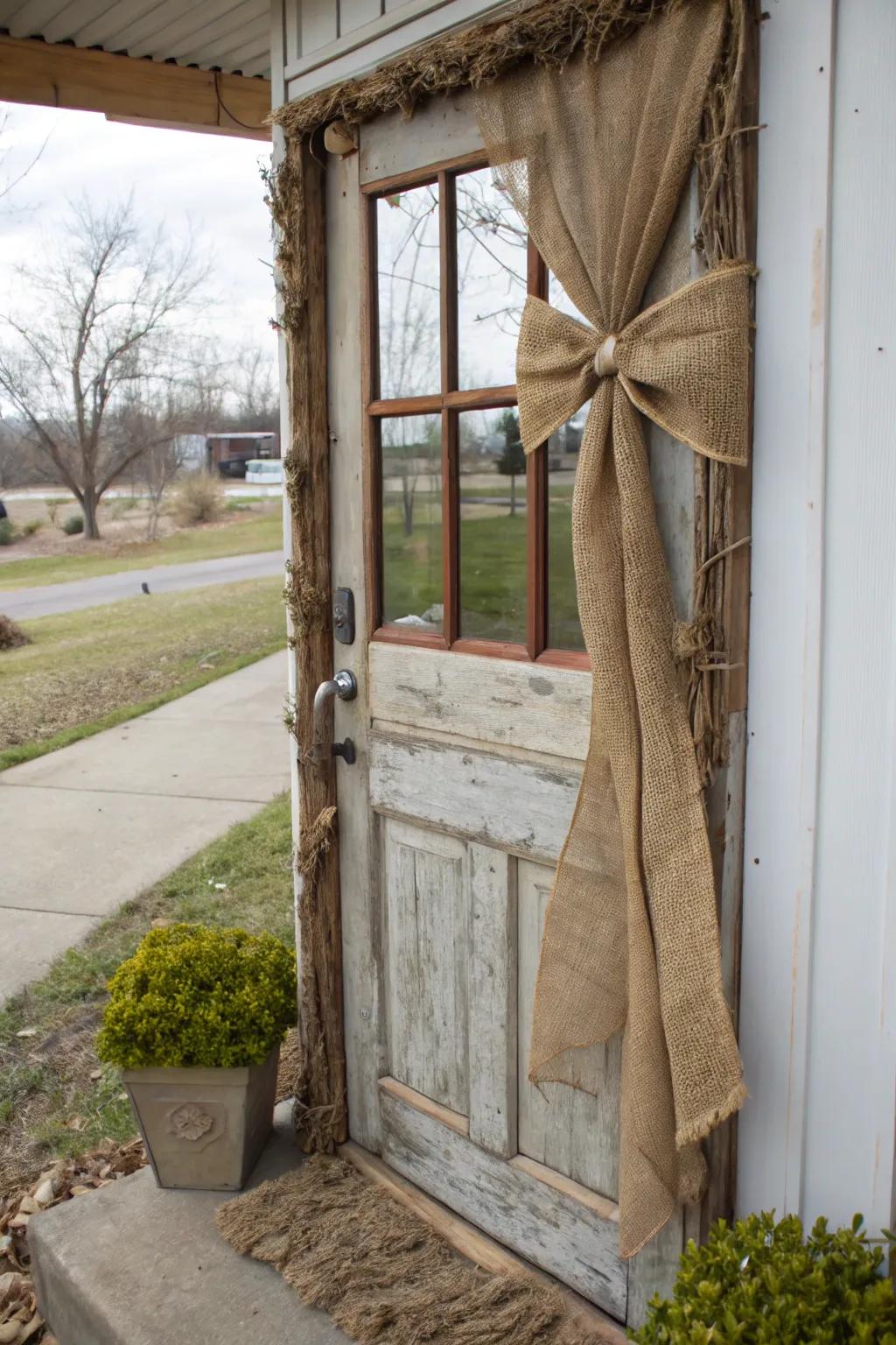 Burlap and twine create a cozy farmhouse aesthetic.