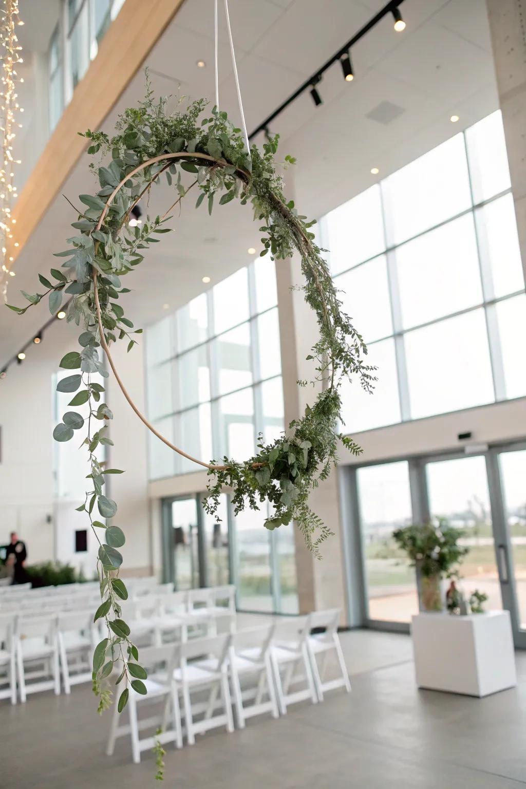 Minimalist eucalyptus wreath for a modern wedding.