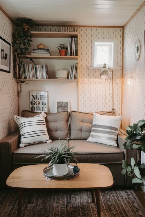 20 Cozy Living Room Ideas for a 12x32 Tiny House