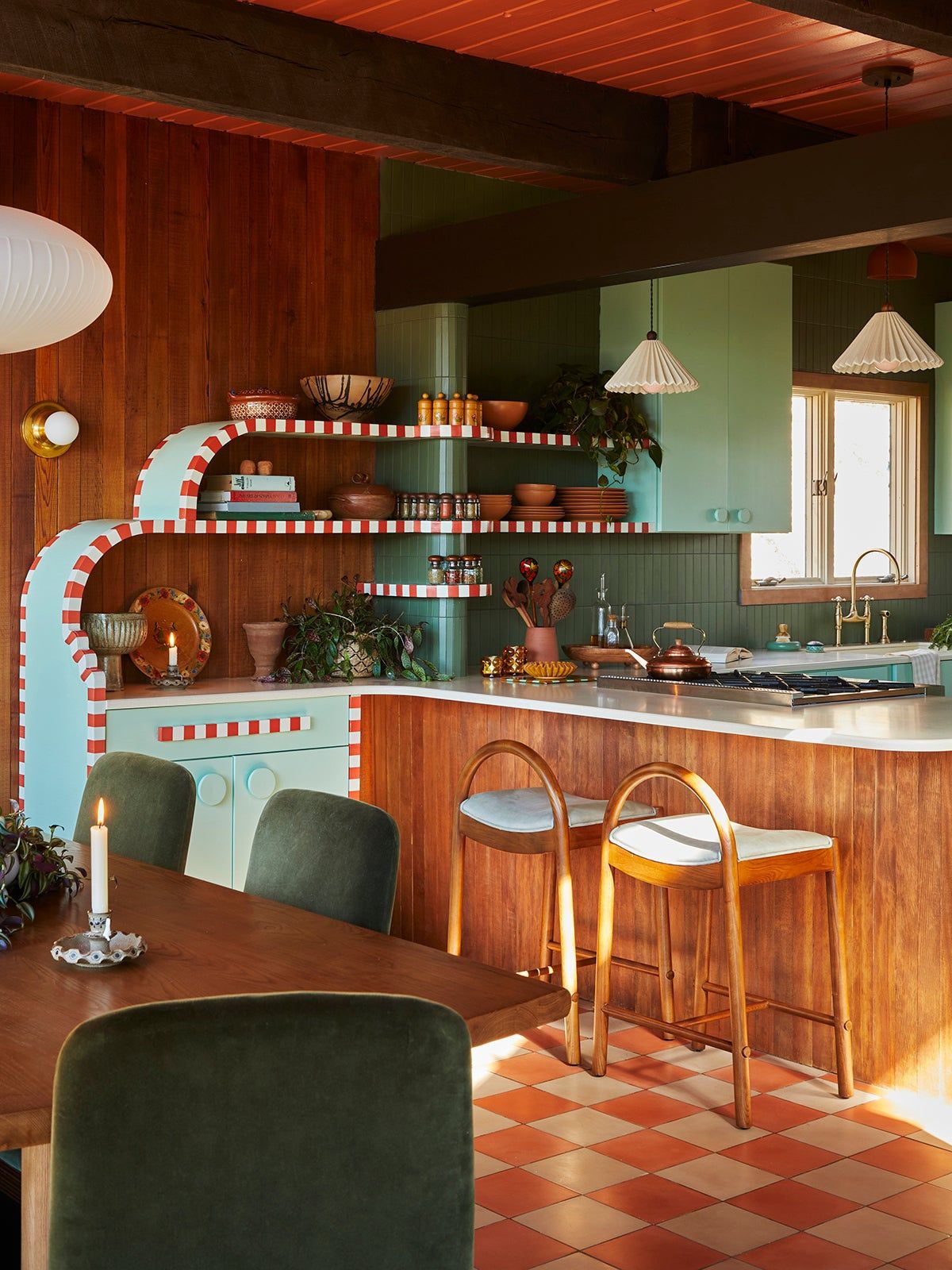 A Had-to-Stay Post in This Playful Kitchen Made Way for Cool Curved Spice Storage
