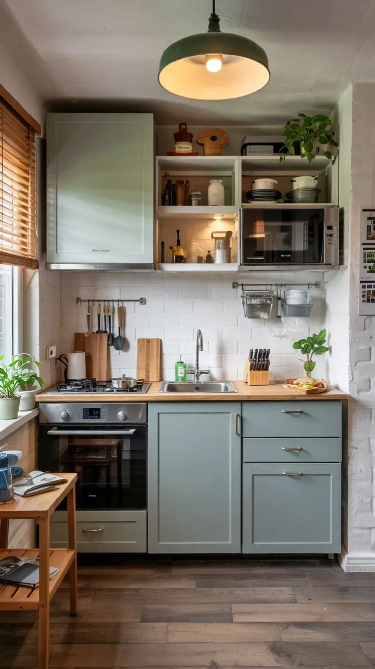 Tiny Kitchen Design 2026 | Space-Saving Layouts for Small Apartments