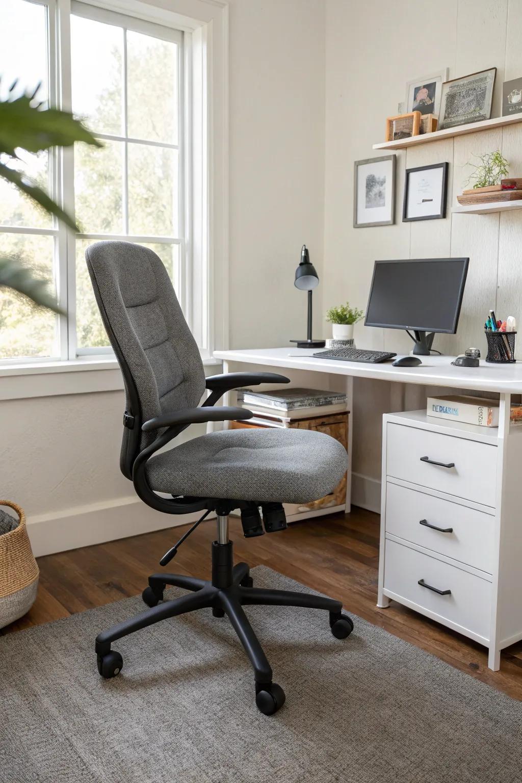 A comfort chair that is perfect for a small office setup.
