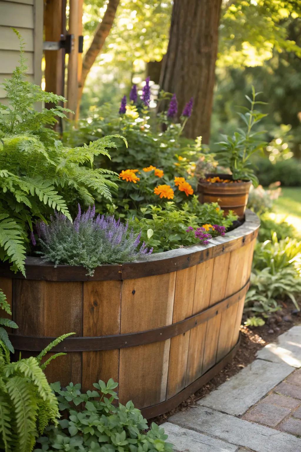 Create a pet-friendly oasis with this expertly crafted water trough garden, perfect for safe lounging and lush greenery.