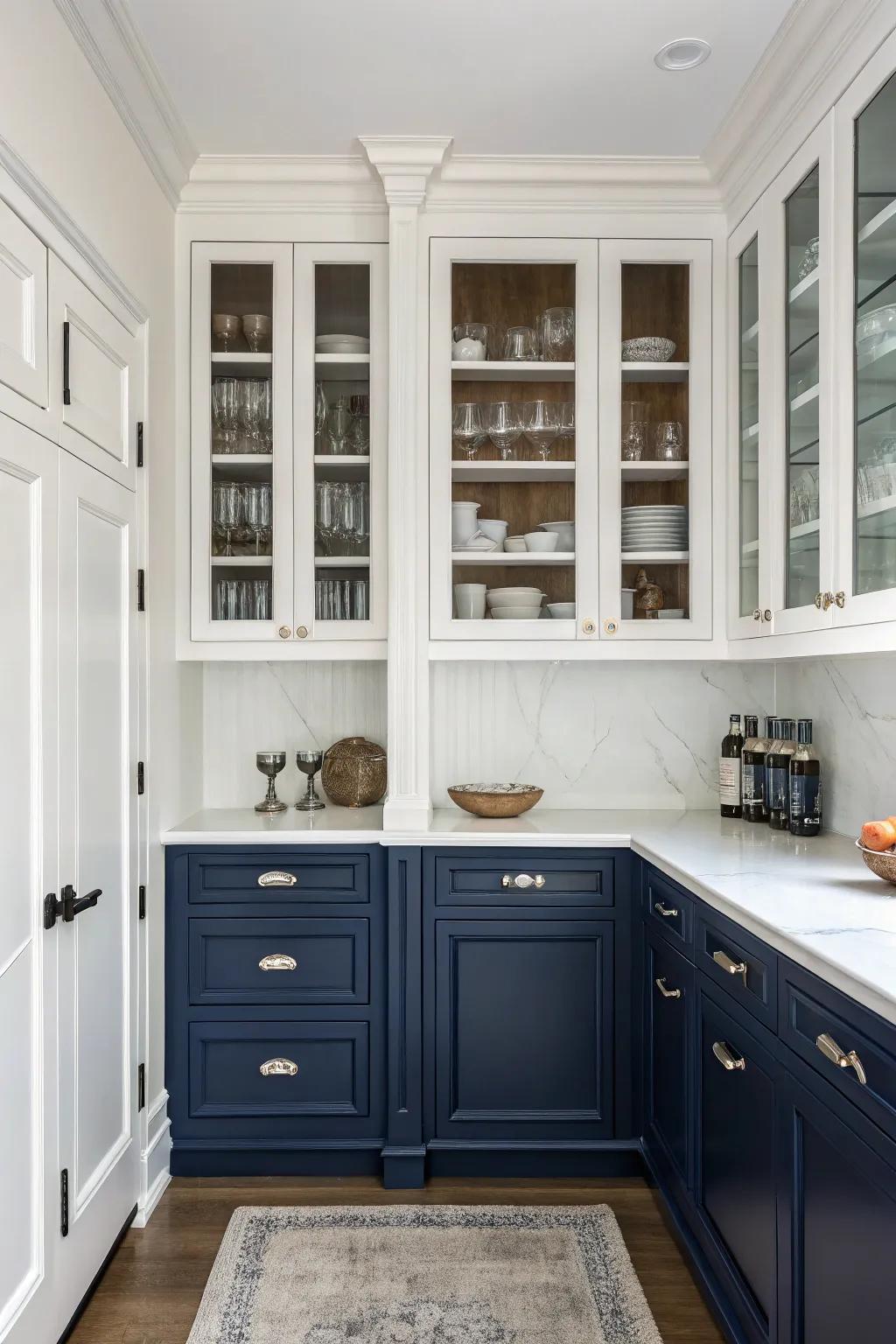 Fashionable two-tone cabinets in a stylish navy and white mix.