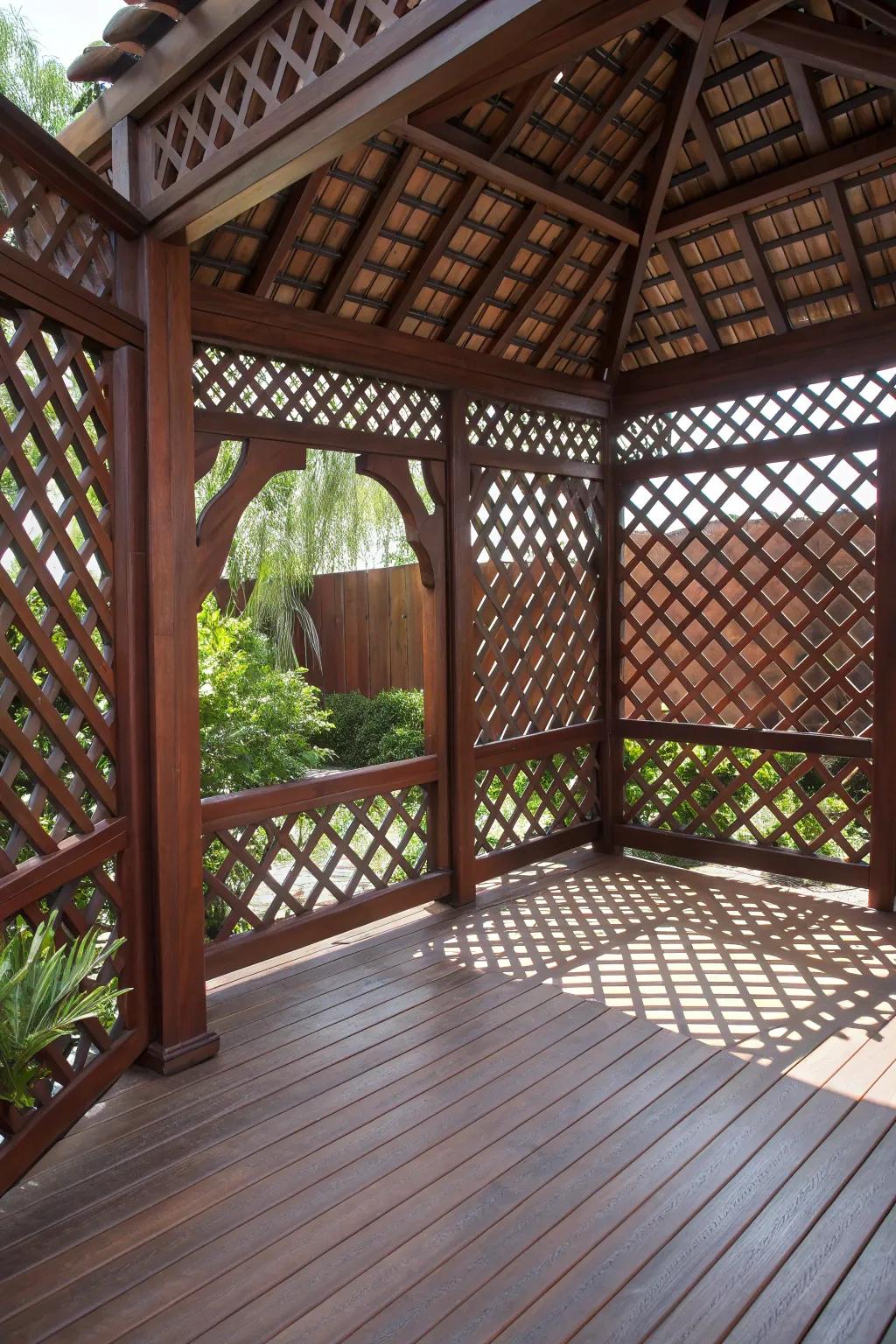 Elevate your outdoor space with lattice design elegance, blending privacy and style seamlessly.