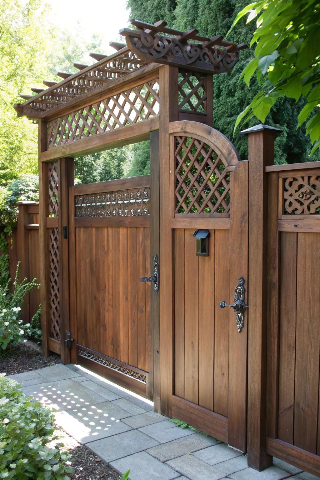 Elevate your outdoor space with a lattice-topped gate that combines privacy with artistic design.