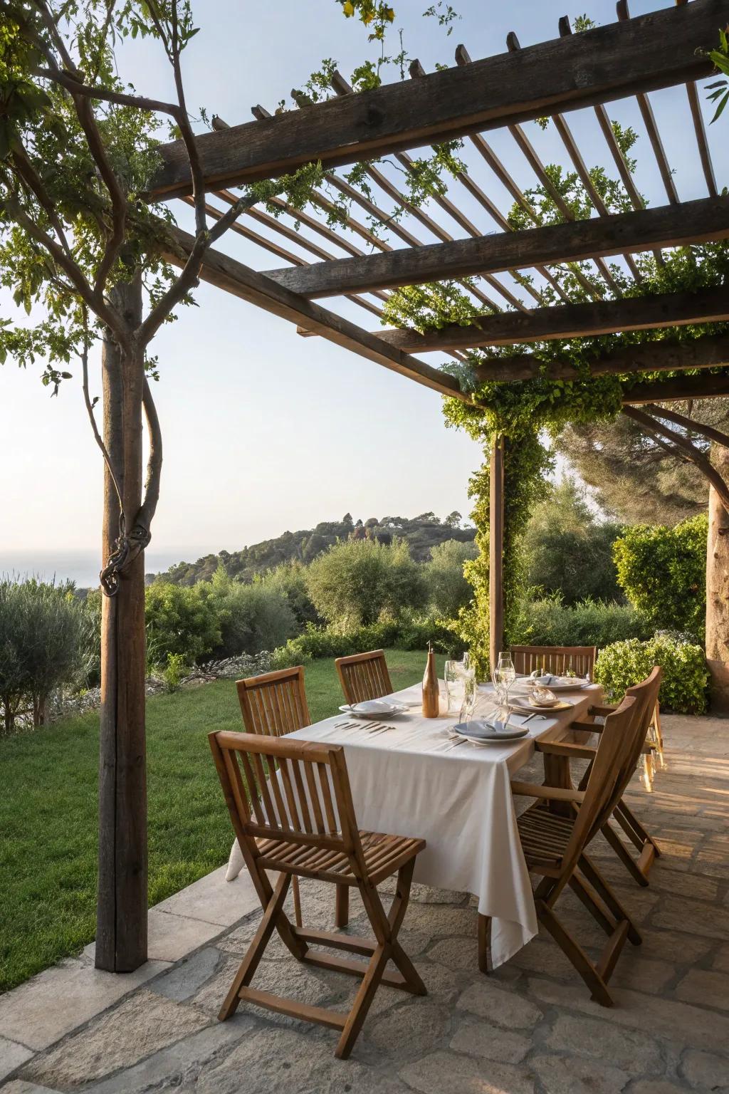 Dine in elegance with an open-air dining setup that’s great for entertaining.