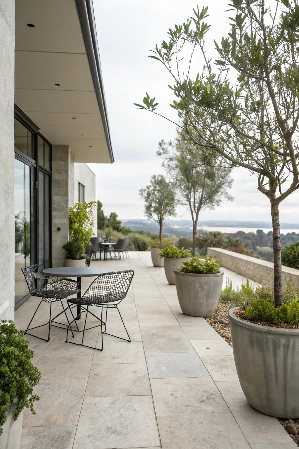Modern materials create a sleek and stylish patio aesthetic.