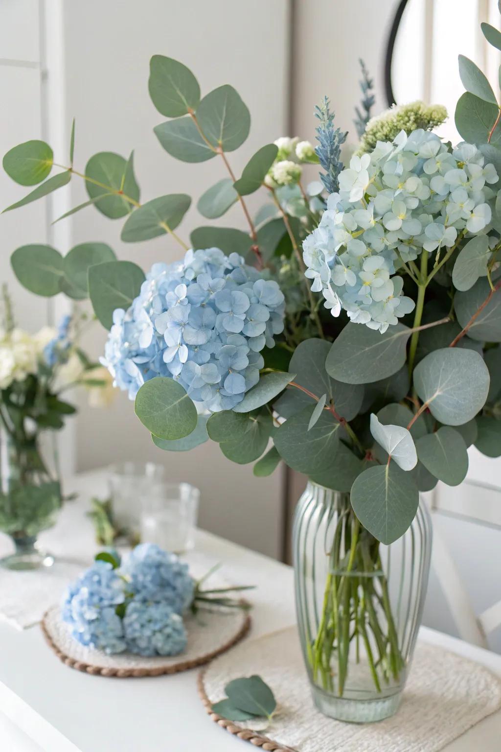 Contemporary revision with silver circle verdure.