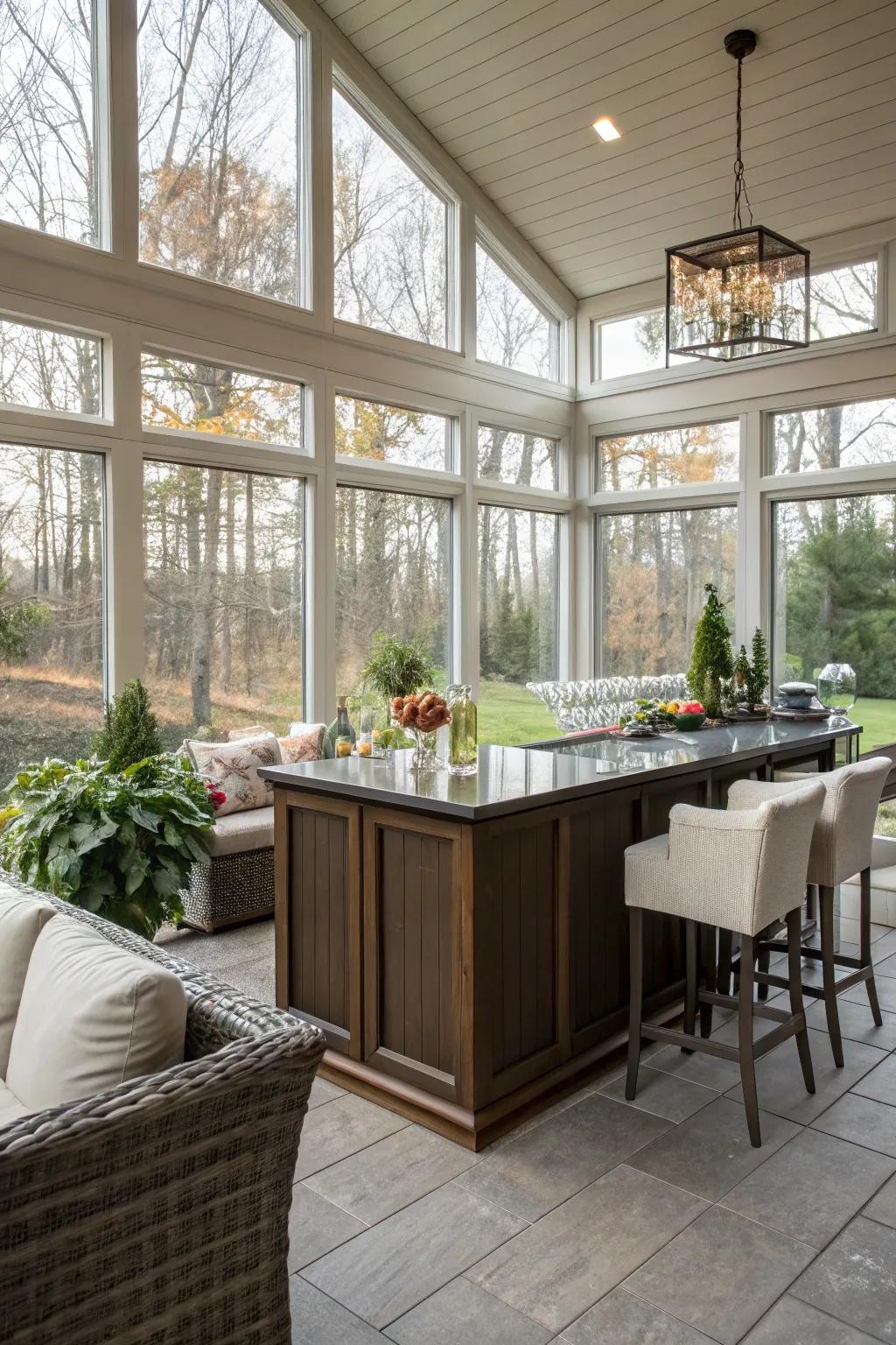 An engaging indoor-outdoor bar within the sunroom.