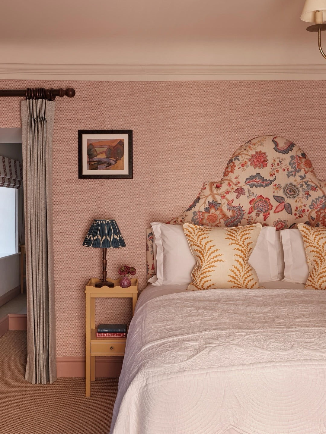 13. Coral & Mustard English Country Bedroom (Beautiful Bedroom Ideas)