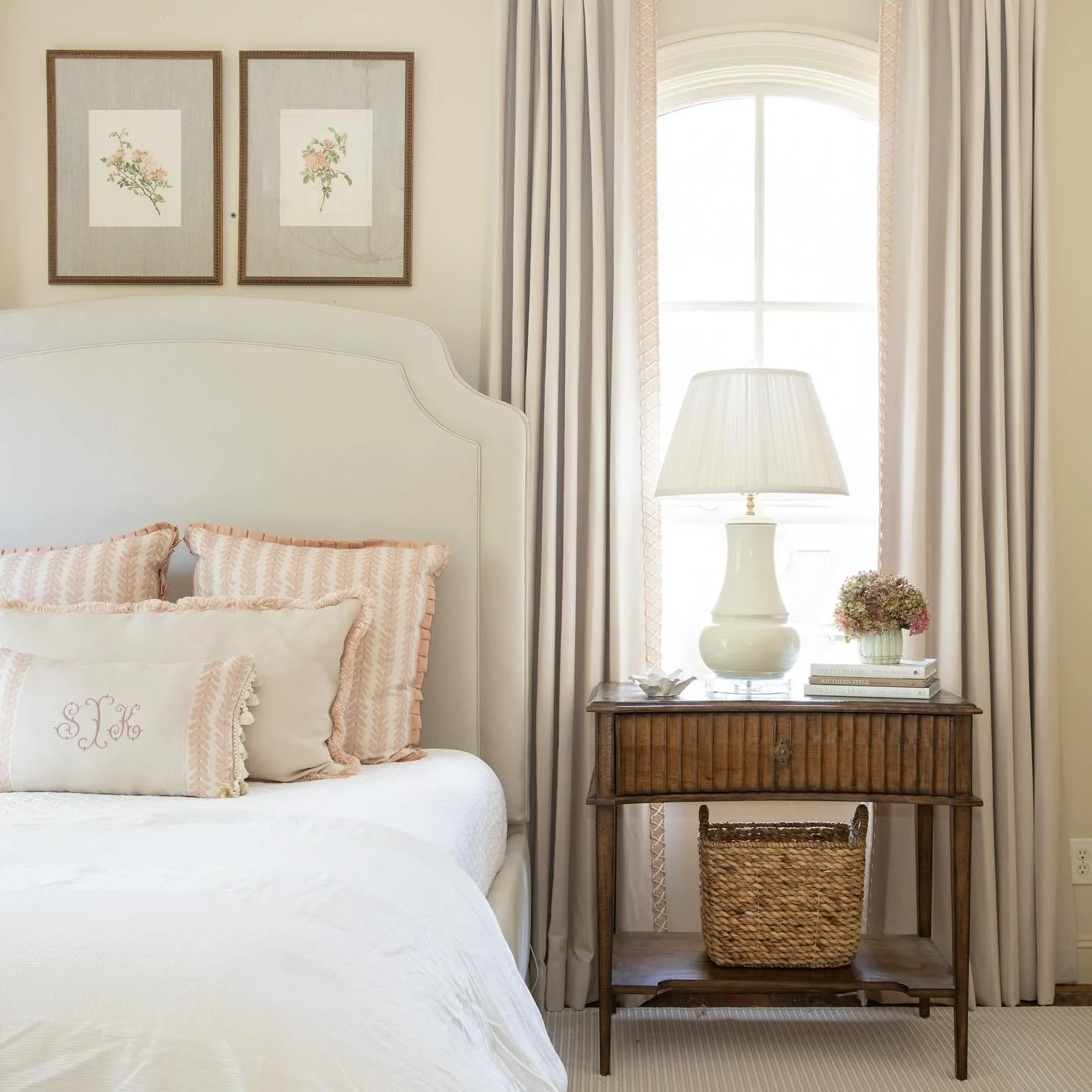 12. Blush & Beige Soft Elegance Bedroom (Beautiful Bedroom Ideas)