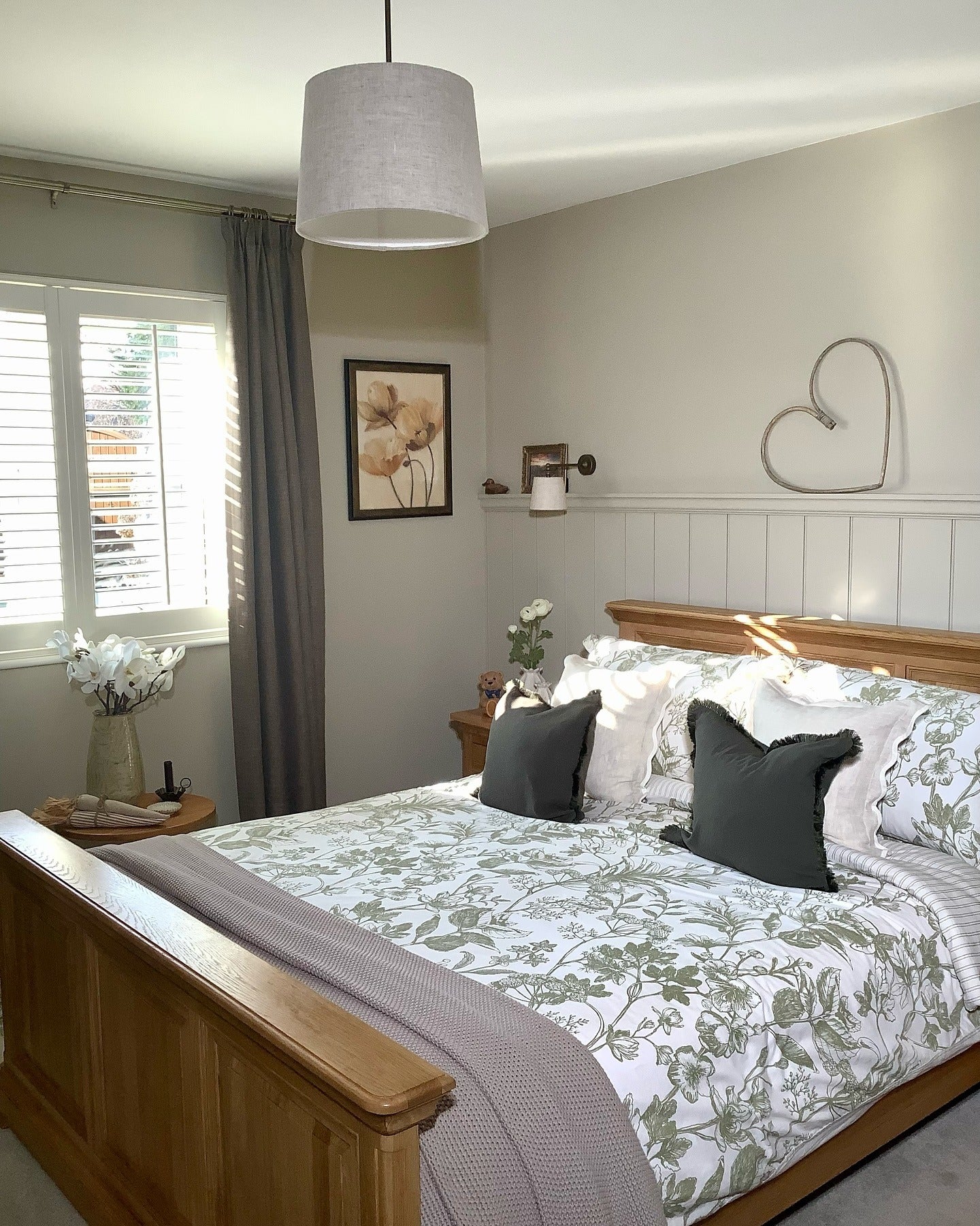 5. Sage Green Botanical Cottage Bedroom (Cottage Bedroom Ideas)