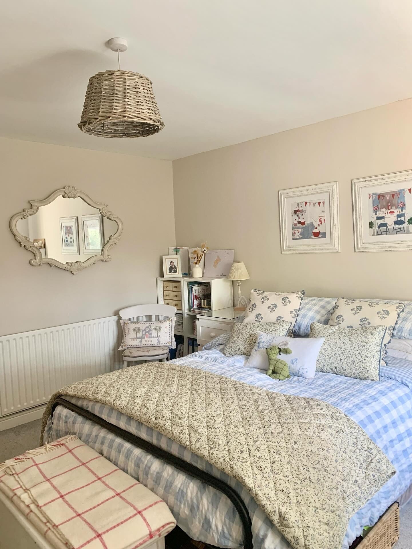 2. Blue Gingham & Cream Country Retreat (Cottage Bedroom Ideas)