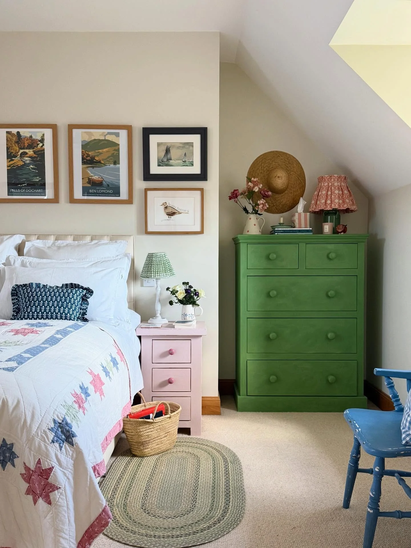 14. Green Painted Dresser & Pastel Cottage Mix (Cottage Bedroom Ideas)