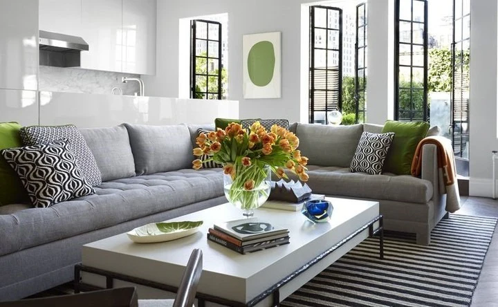 10. Contemporary Gray Sectional with Fresh Botanical Accents (Gray Furniture Living Room Ideas)