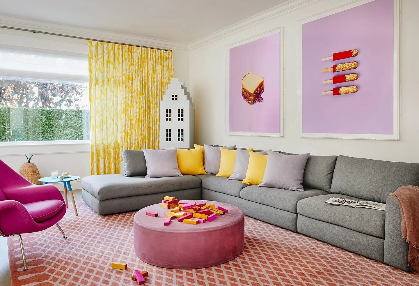8. Playful Gray Sectional with Yellow and Pink Accents (Yellow and Gray Living Room Ideas)