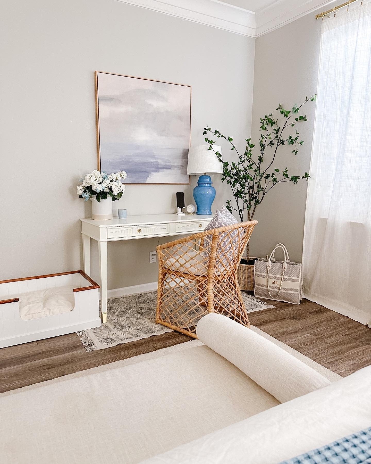 6. Coastal-Inspired Bedroom Office with White and Blue Accents (Bedroom Home Office Ideas)