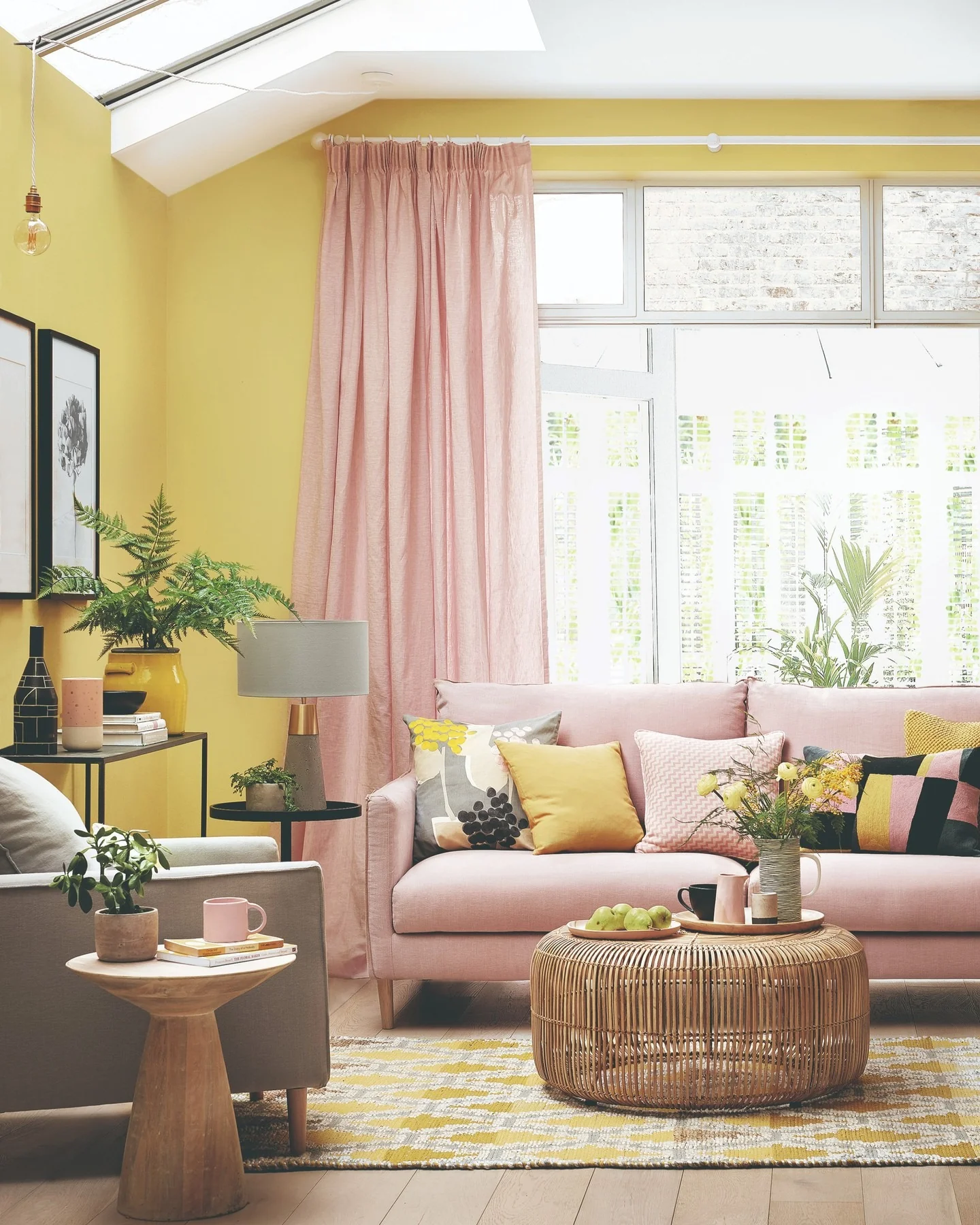 5. Yellow Living Room with Vintage Charm and Pattern Play (Yellow Walls Living Room Ideas)