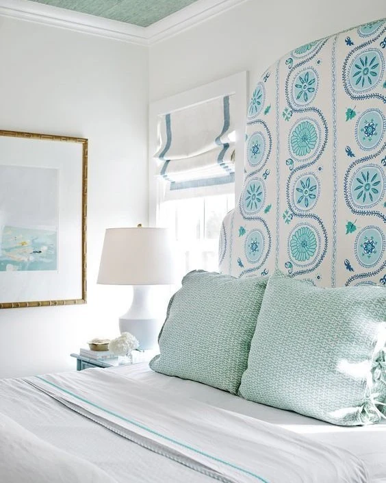 15. Tailored Beach Bedroom in Aqua and White (Beach Style Bedroom Ideas)