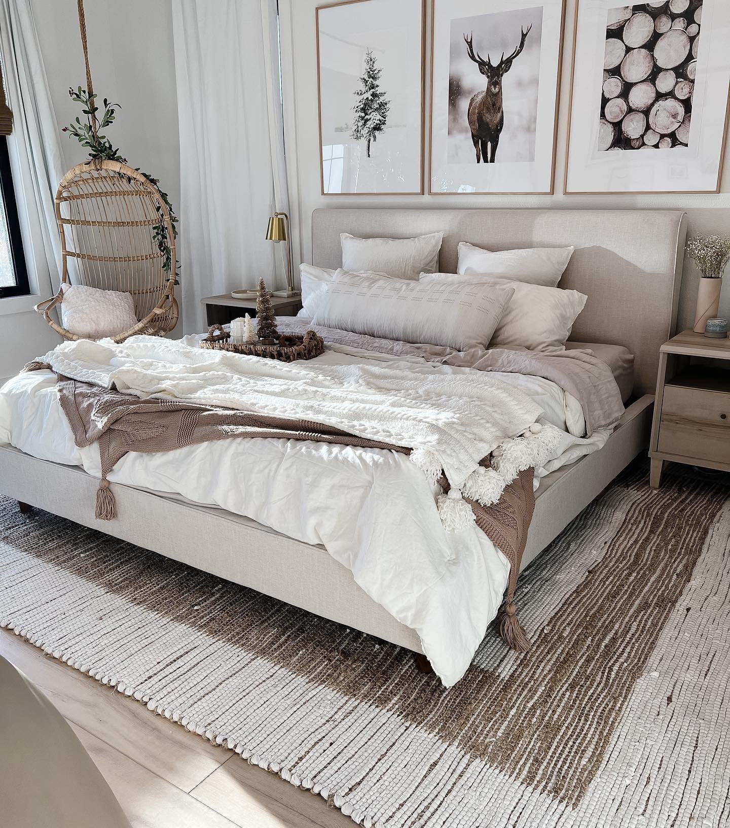 12. Cozy Layered Bedroom in Warm Beige and White (Natural Bedroom Ideas)