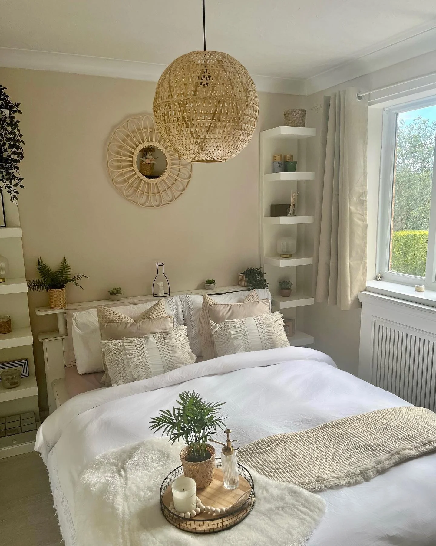 13. Neutral Cottage Bedroom with Woven Accents (Natural Bedroom Ideas)