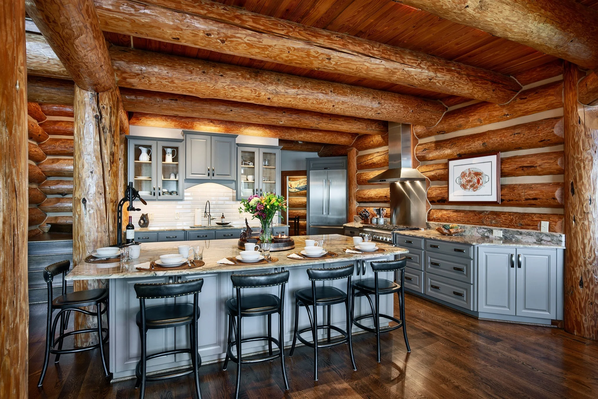 4. Classic Log Cabin Kitchen with Soft Gray Cabinetry (Log House Kitchen Ideas)