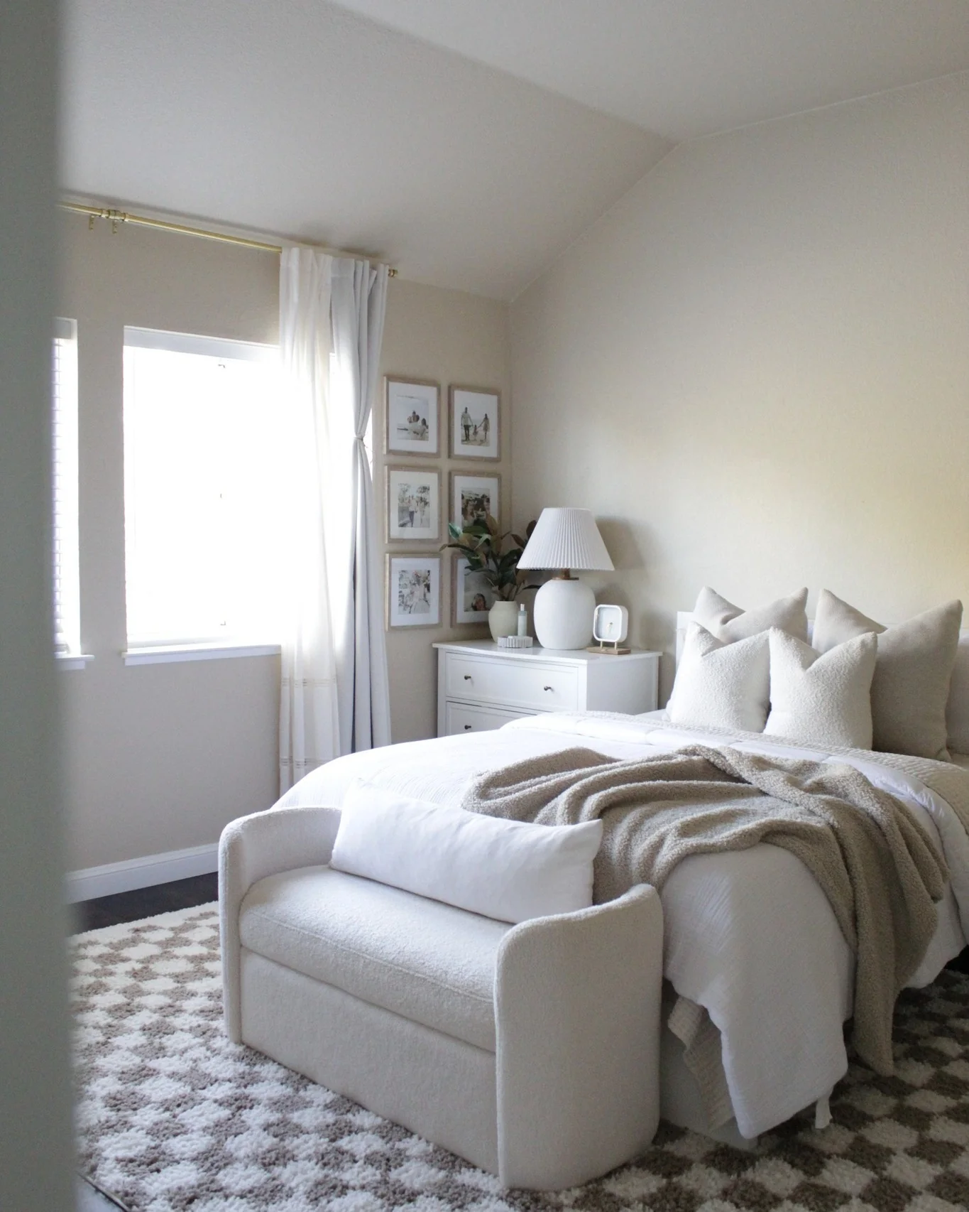 11. Soft Light Gray Bedroom with Layered Neutrals (Light Gray Bedroom Ideas)