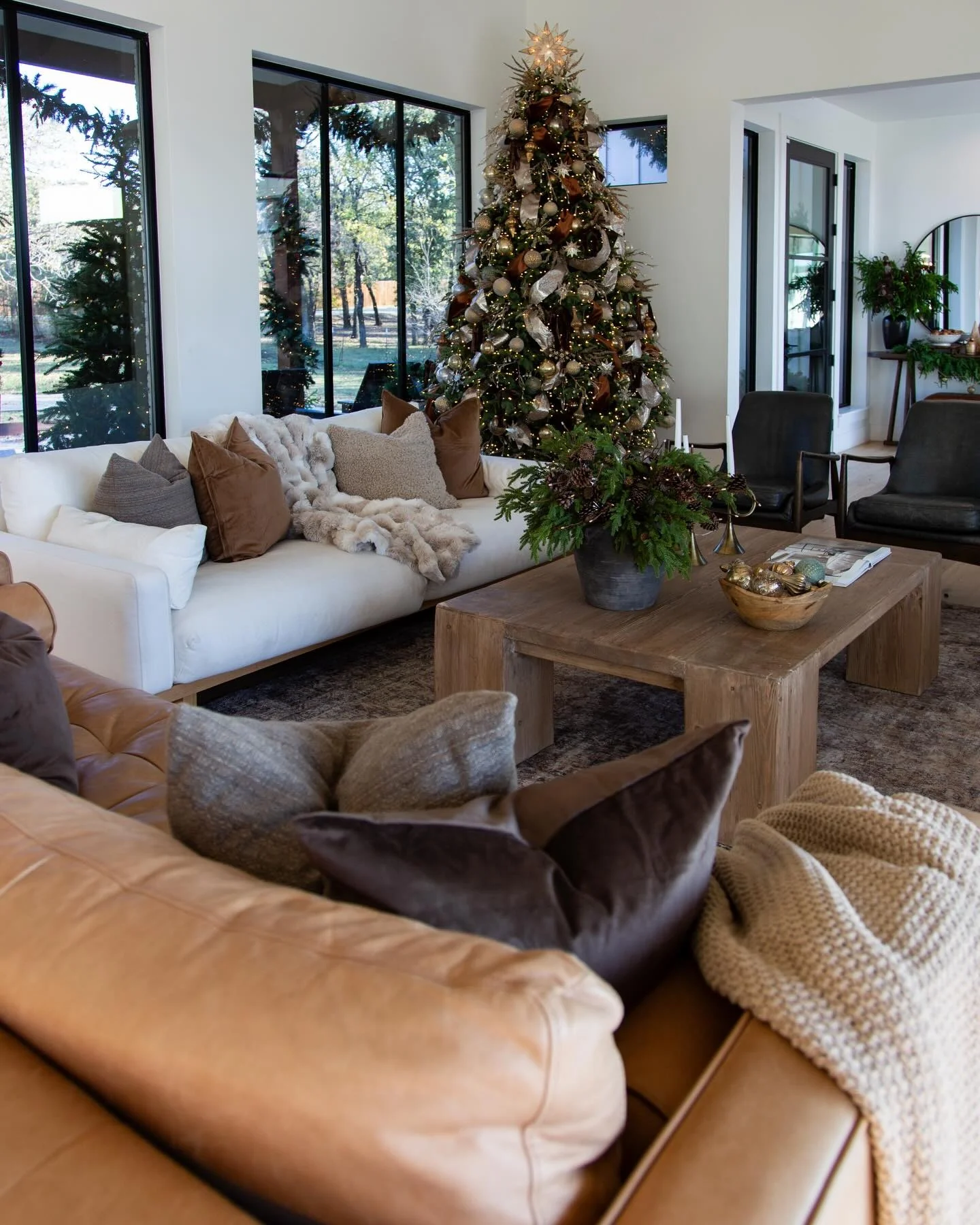 6. Holiday-Ready Cream Seating with Chocolate Brown Layers (Cream and Brown Living Room Ideas)