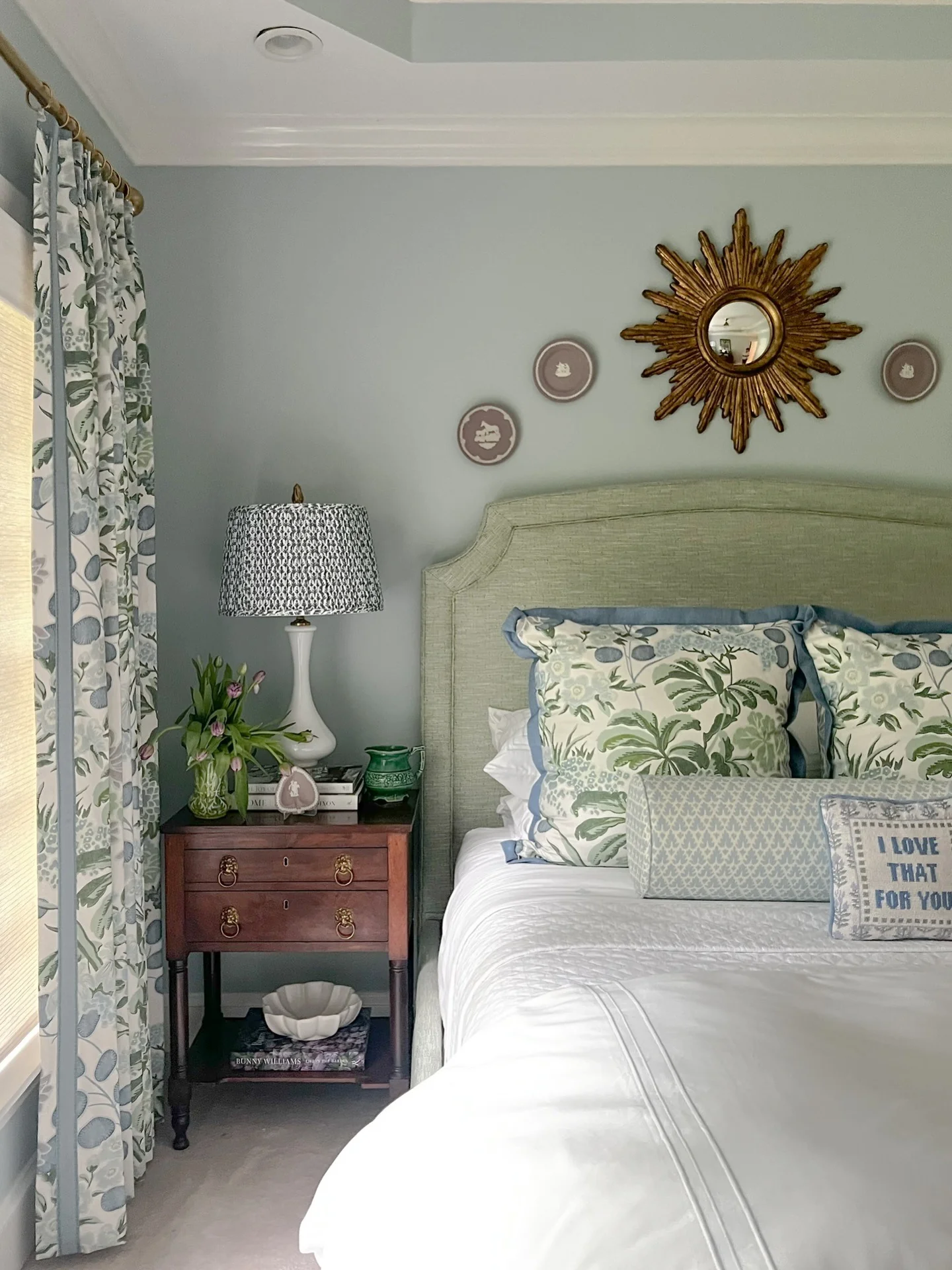 12. Sage Green Bedroom with Gold Sunburst Mirror (Green and Gold Bedroom Ideas)