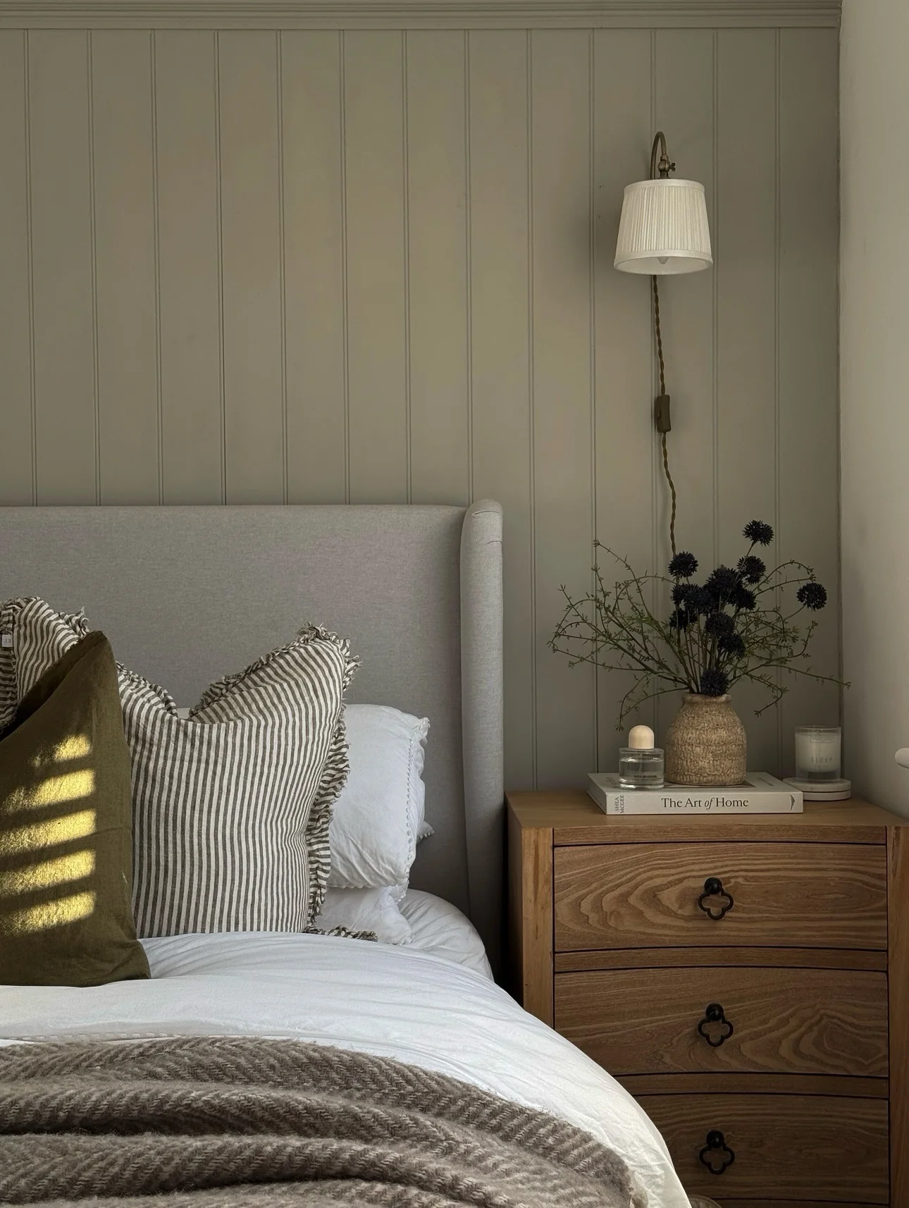 7. Country-Inspired Grey and Beige with Natural Wood (Grey and Beige Bedroom Ideas)