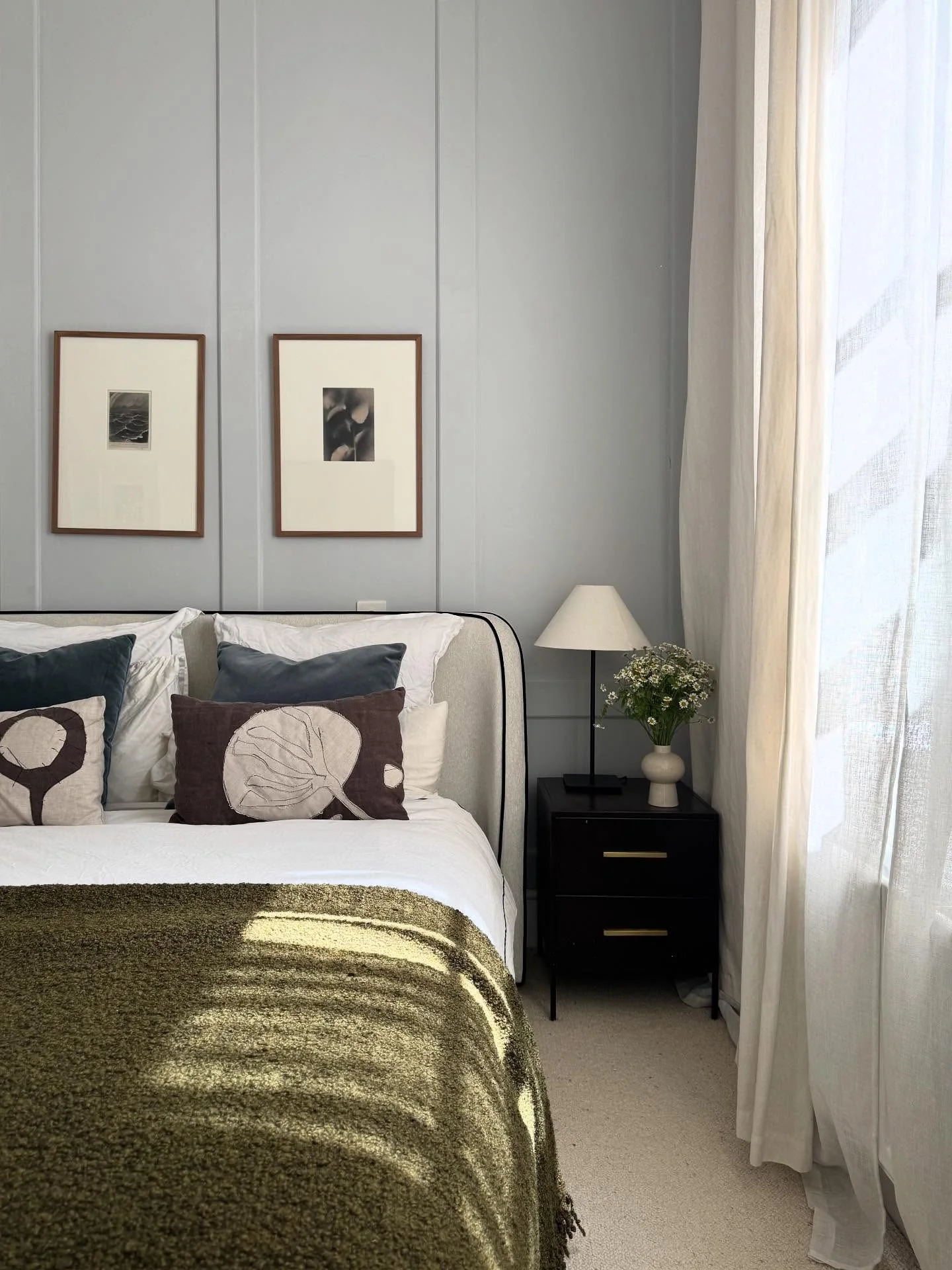 2. Cool Gray Paneling Paired with Sheer Drapery (Bedroom Ideas with Curtains)