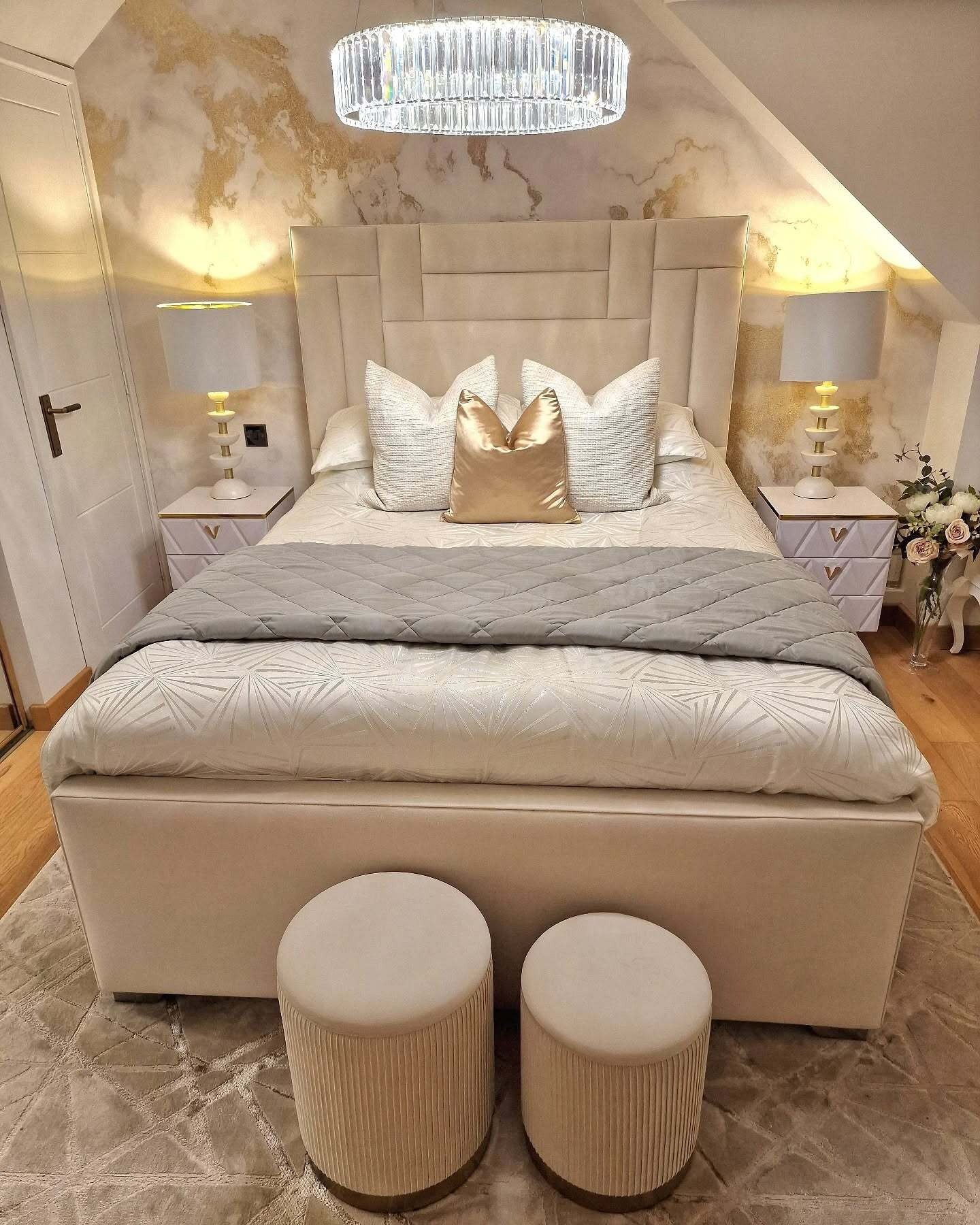 8. Glam-Inspired Neutrals with Gold Accents (Expensive Looking Bedroom Ideas)