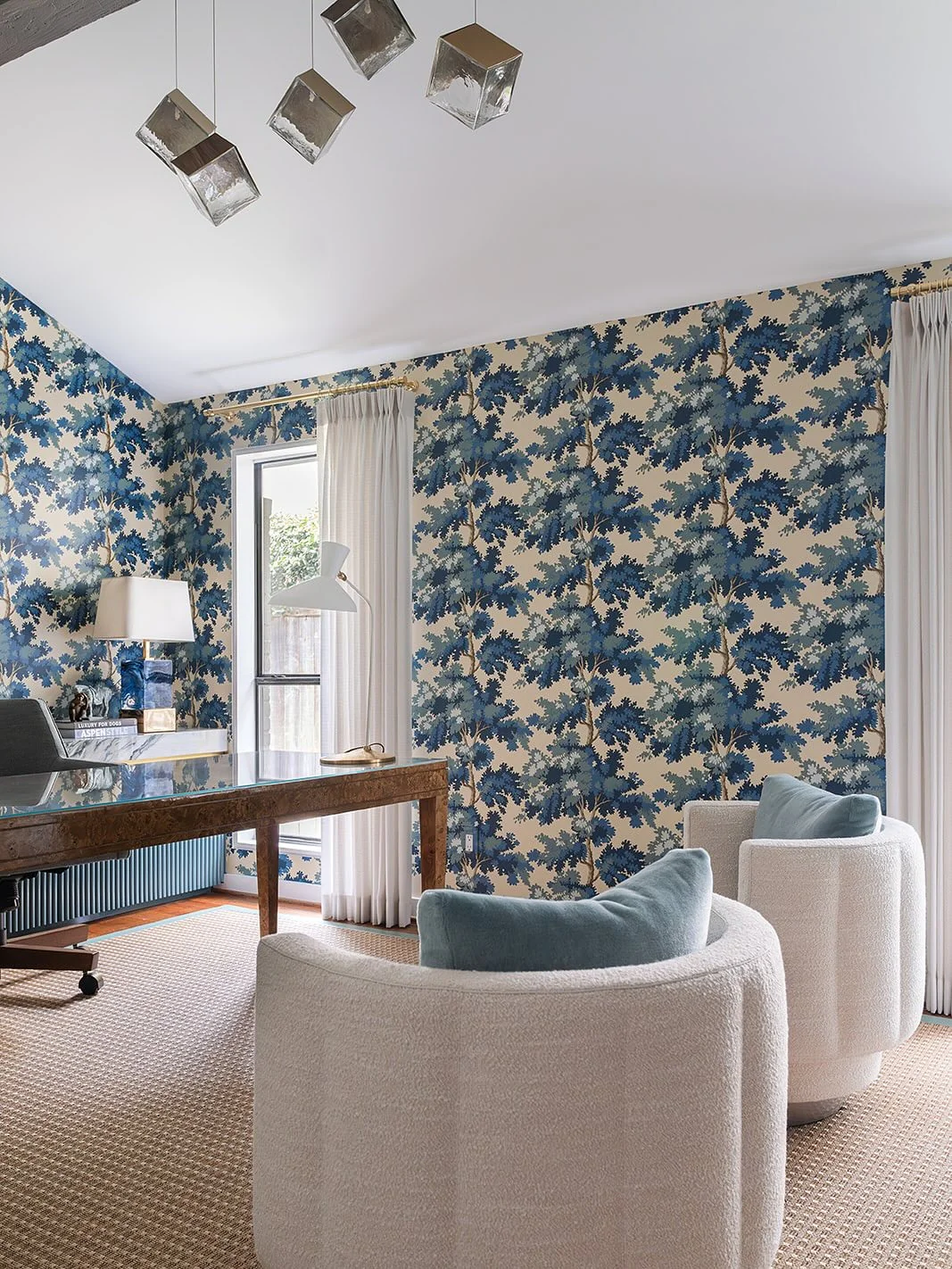 5. Pattern-Rich Blue Office with Tailored Comfort (Colorful Office Ideas)