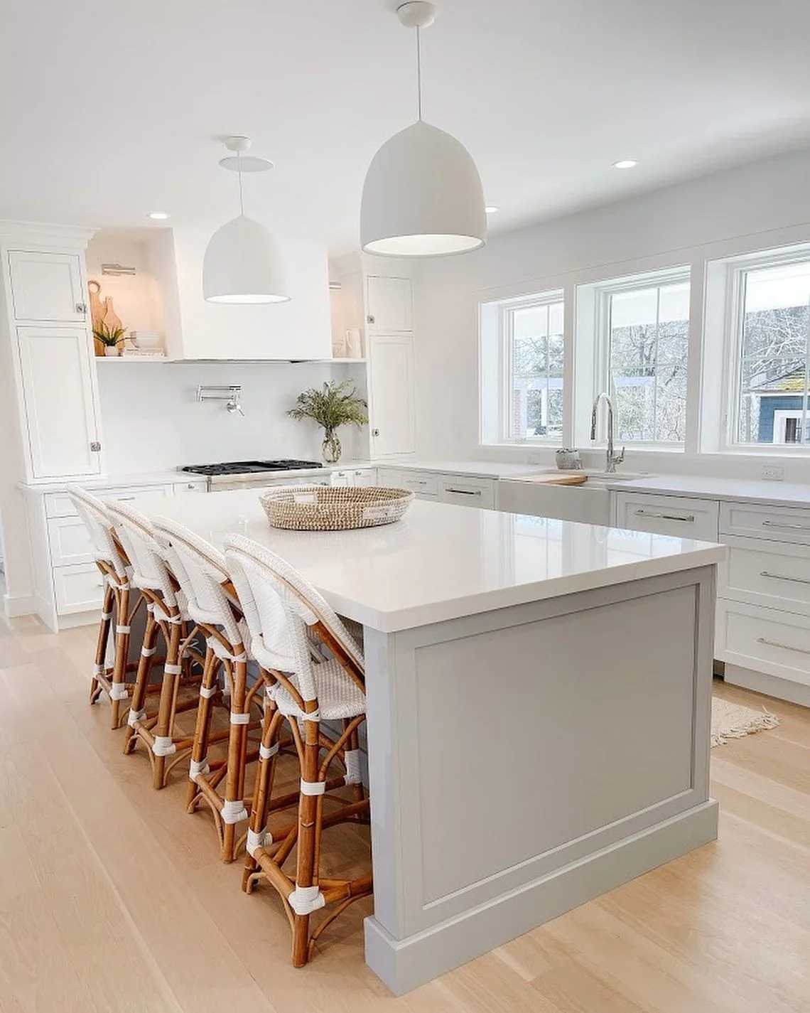 7. Minimal Coastal Kitchen in Warm White and Sand (Beachy Kitchen Ideas)