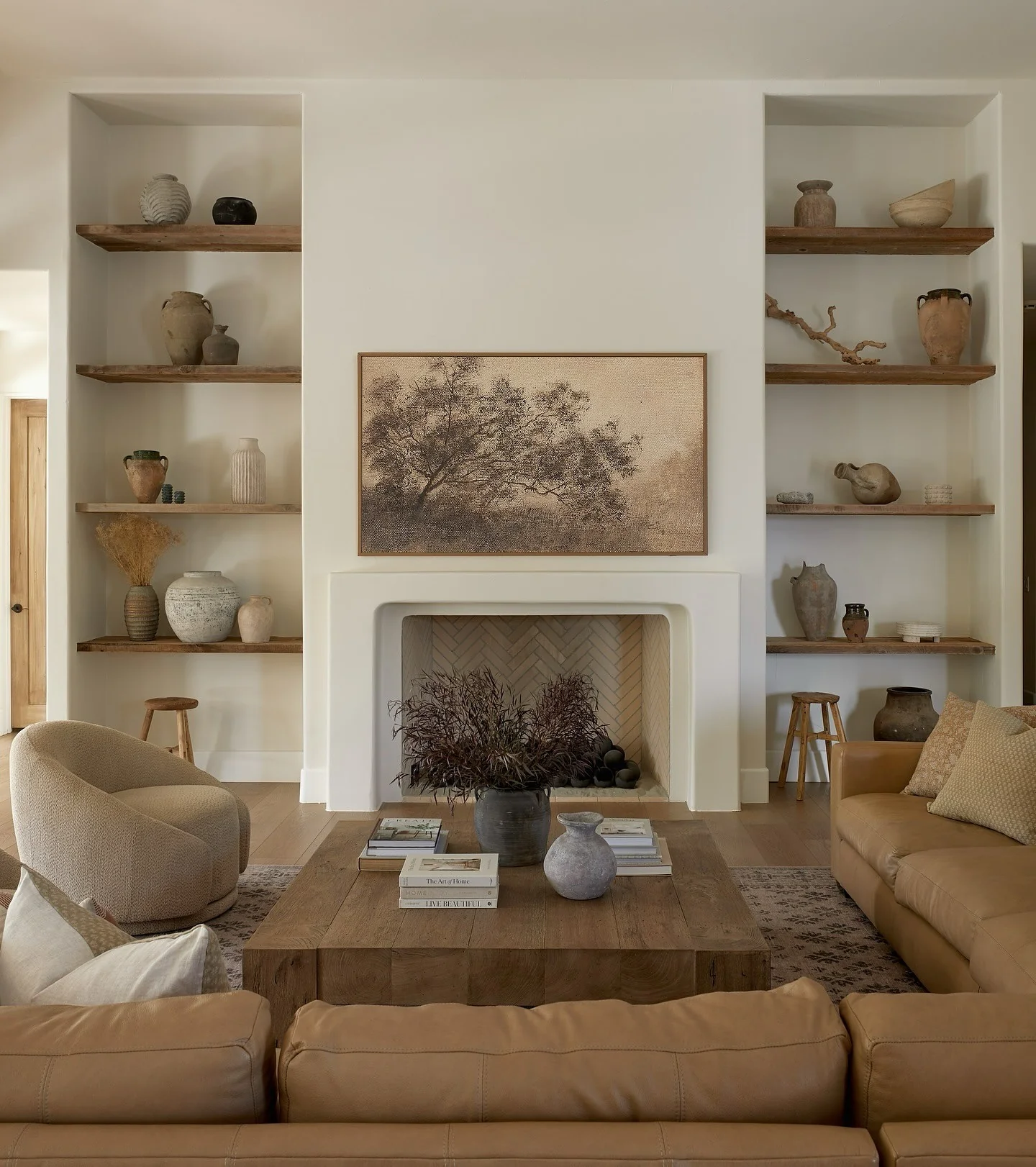 8. Warm Organic Living Room in Sand and Clay (Living Room Design Ideas)