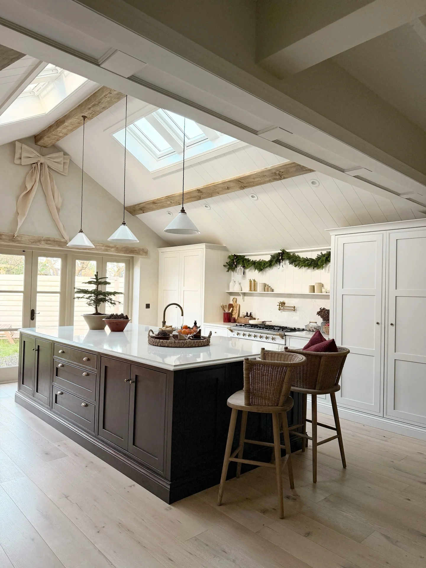 3. Vaulted Ceiling Kitchen with Natural Wood Accents (High Ceiling Kitchen Ideas)