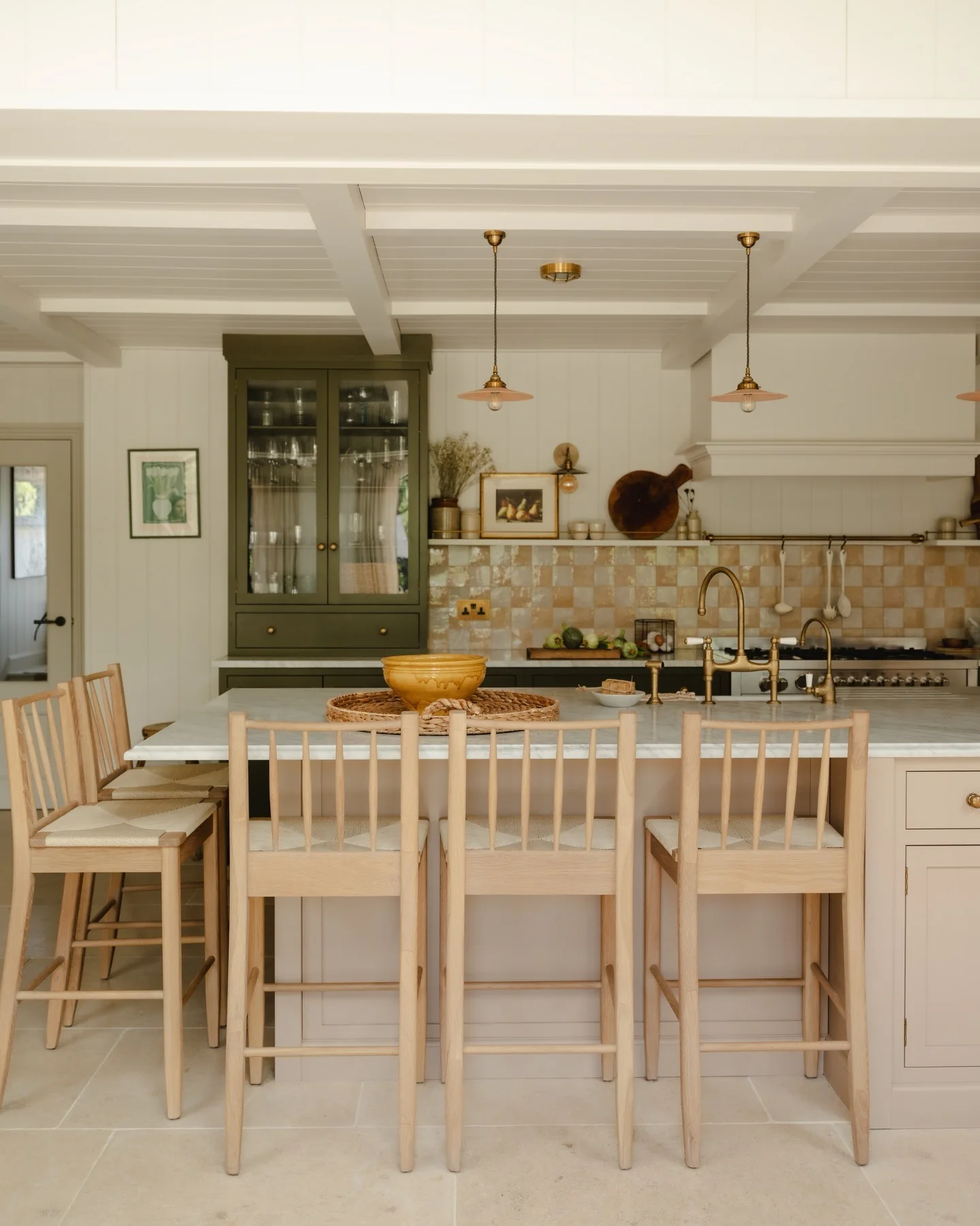 13. Heritage Green Kitchen with Light Wood Seating (Green and Wood Kitchen Ideas)