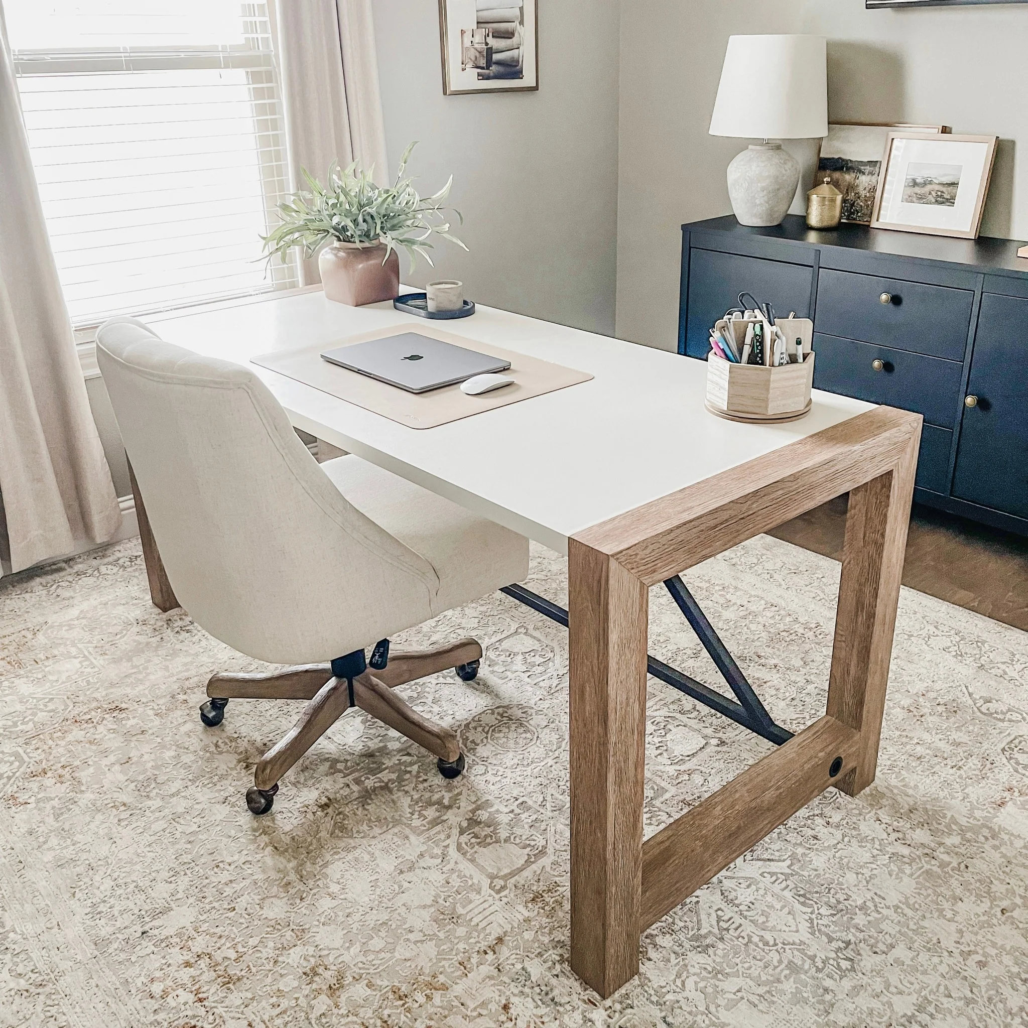 4. Modern Farmhouse Desk Setup in White & Natural Wood (Home Office Decor Ideas)