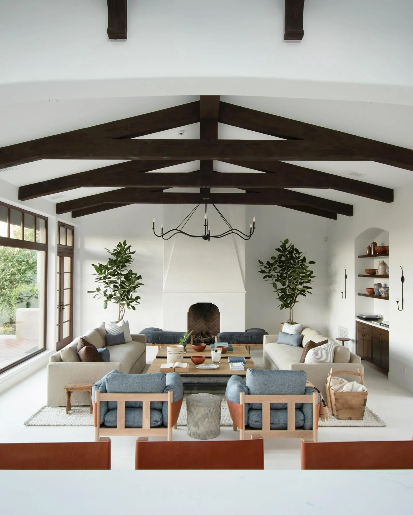 8. Light and Airy Mediterranean-Inspired Gathering Room (Open Space Living Room Ideas)