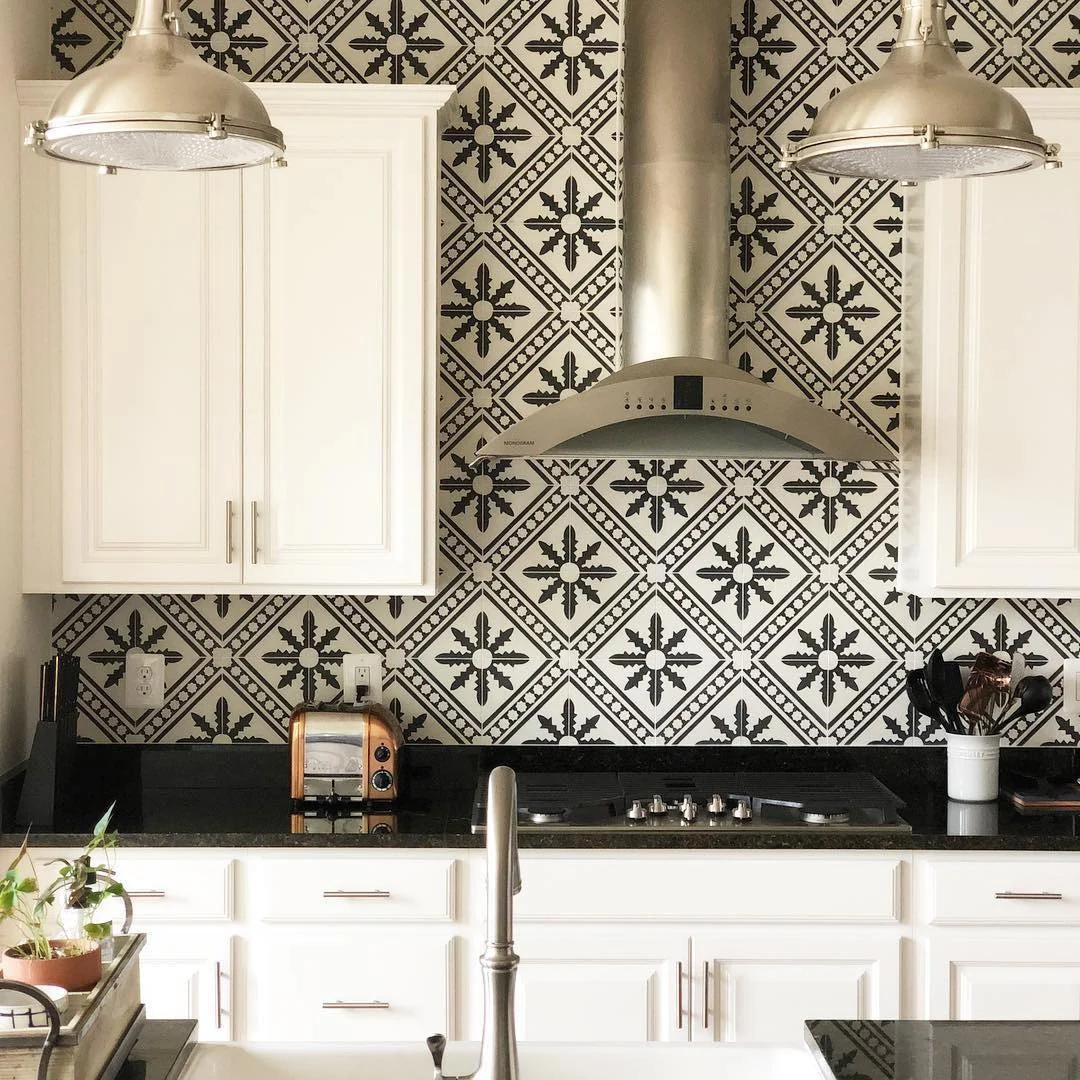 6. Vintage-Inspired Tile with Strong Symmetry (Black and White Kitchen Backsplash Ideas)
