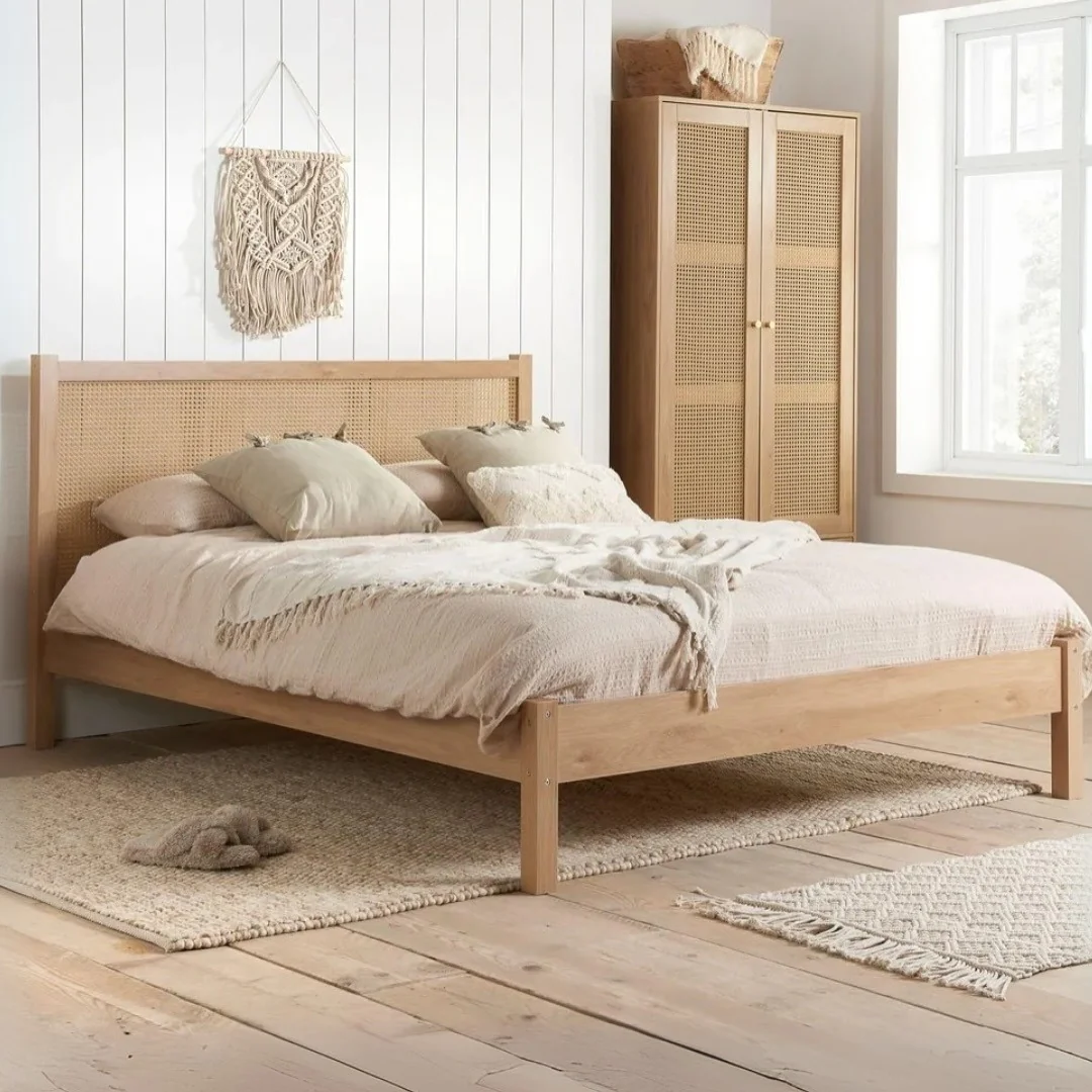 7. Natural Oak with Woven Details (Oak Bedroom Ideas)
