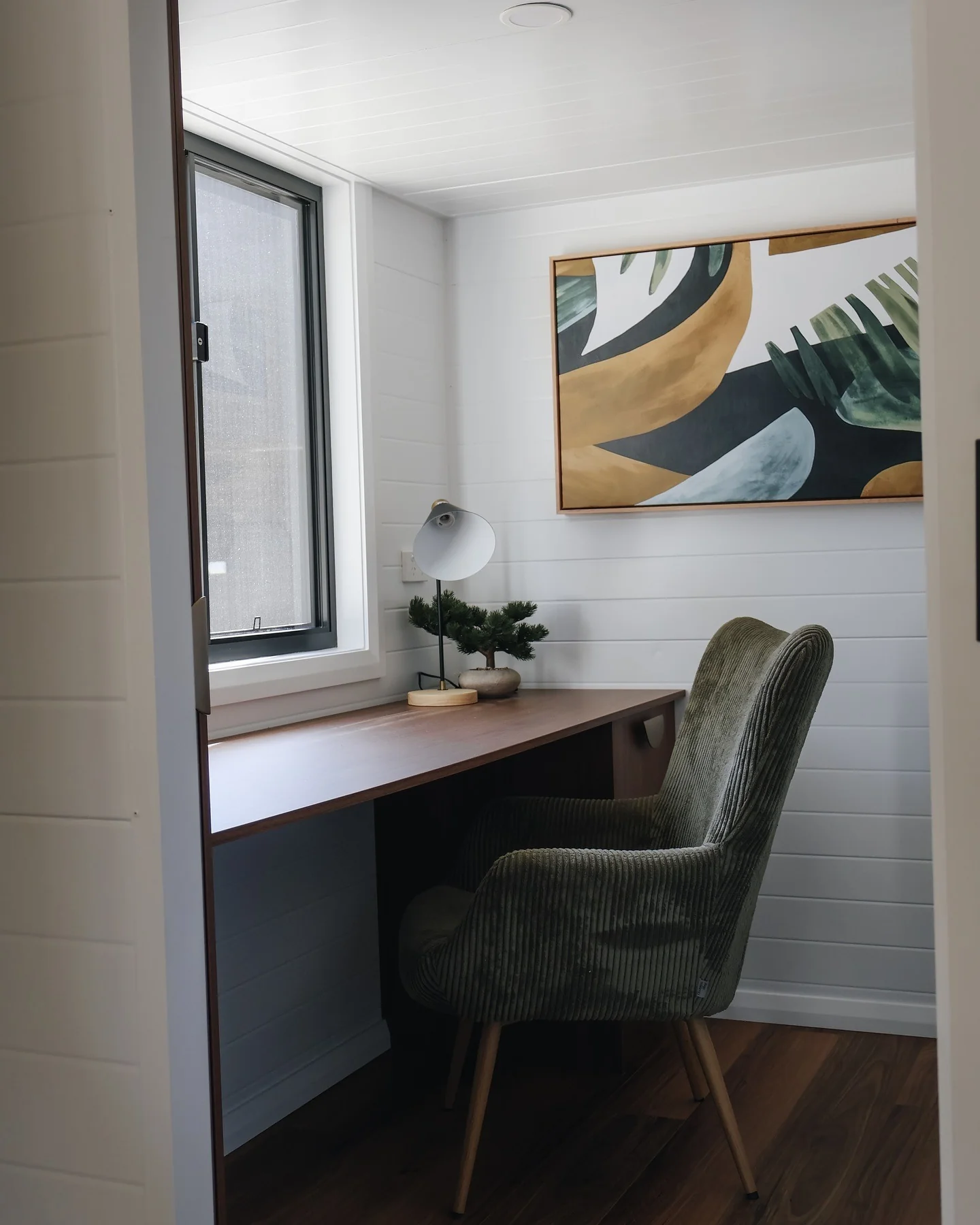 10. Minimal Desk Niche with Deep Green and Walnut Tones (Tiny Home Office Ideas)